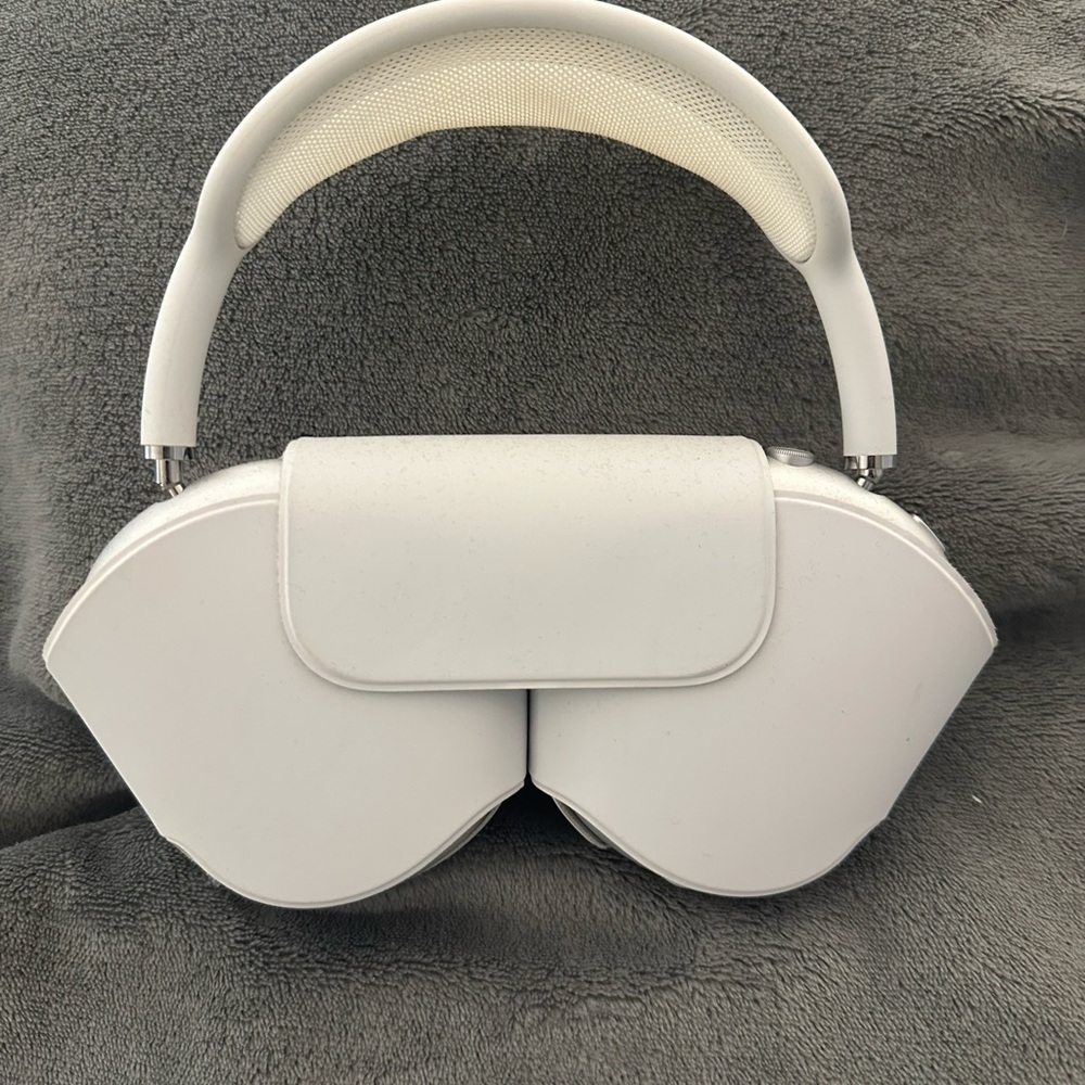 Apple AirPod Max headphones